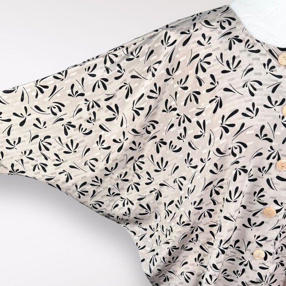 Vintage Lady Carol 3/4 Sleeve Button Shirt Tie Front Petite Large - Picture 7 of 10